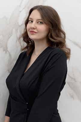 Антонова (Верхотурцева) Анна Владимировна